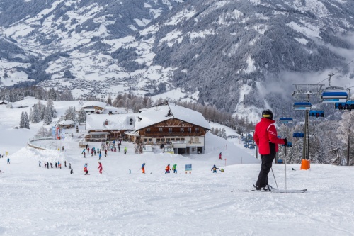 Ski areál: St. Johann – Alpendorf - sjezdovky jsou přehledné a upravené
