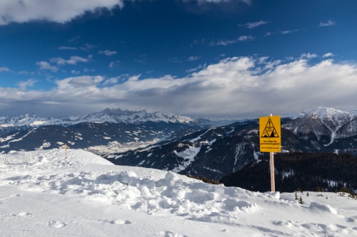 Ski areál: Flachau – Snow Space Salzburg - nebezpečí je zde značeno přehledně
