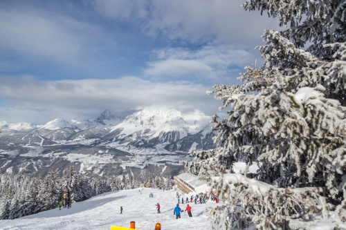 Ski areál: Schladming - Planai - pohled na pohoří Dachstein vás uchvátí