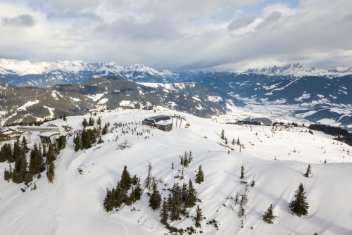 Ski areál: Flachau – Snow Space Salzburg - středisko Flachau je jedno z nejoblíbenějších středisek v Rakousku