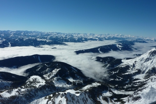 Navštivte nejvyšší visutý most v Rakousku (Hängebrücke am Dachstein) - z vrcholku Dachsteinu je vidět velký kus Alp