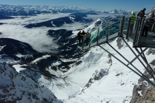 Navštivte nejvyšší visutý most v Rakousku (Hängebrücke am Dachstein) - Treppe ins Nichts - schody do prázdnoty