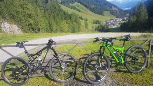 Cyklotrasa pro náročné - výšlap na Zauchensee  - Tato trasa se dá vyjet na normálním horském kole, ale nezapomeňte na kvalitní brzdy!