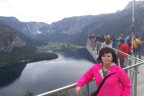 Poslední zářijový víkend jsme měli stále léto!  - Nádherná vyhlídka na jezero Halstätter See a městečko Halstatt