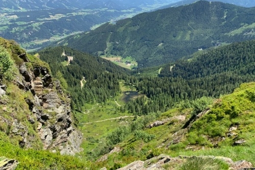 Pokořte až 3 dvoutisícovky a kochejte se pohledem na Dachstein 