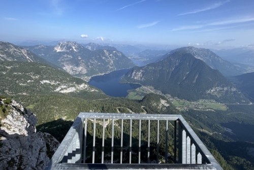 Vyhlídka 5 prstů  - výhled na Hallstatt a Obertraun