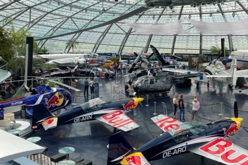 Muzeum Red Bull Hangar-7 na letišti v Salcburku