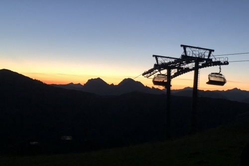 Východ slunce nad Zauchensee - Gamskogelbahn