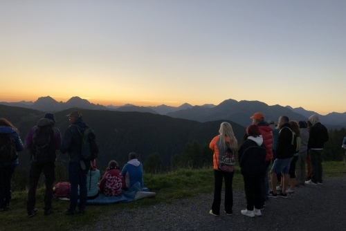 Východ slunce nad Zauchensee - čekání na východ slunce