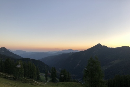 Východ slunce nad Zauchensee - čekání na východ slunce