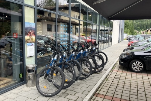 Půjčovna elektrokol  a lyží v Altenmarktu