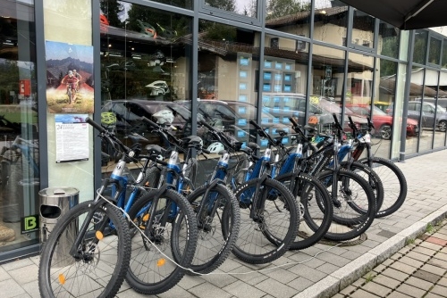 Půjčovna elektrokol  a lyží v Altenmarktu
