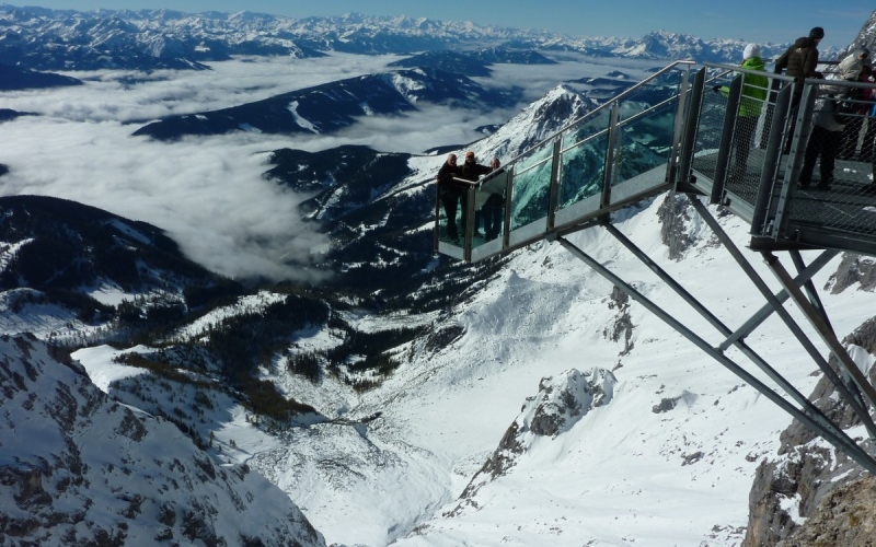 Visit the highest suspension bridge in Austria (Hängebrücke am Dachstein)